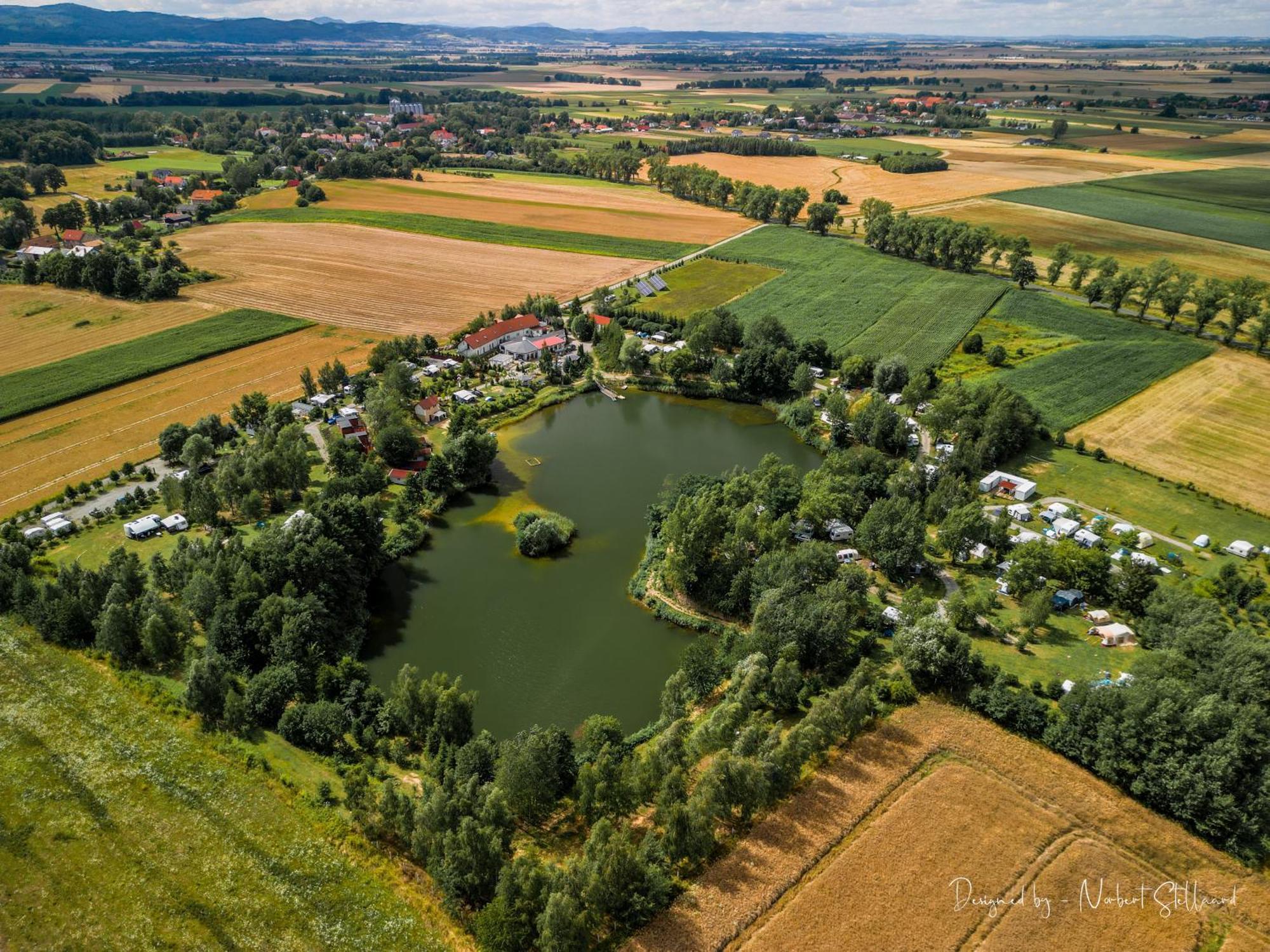 Forteca, Pokoje Goscinne Nad Stawem Dzierżoniów Exteriör bild